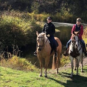 Meet your Posher, Jessica